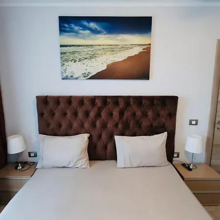 Sensation Alezzi Pool&spa アパート ナボダリ