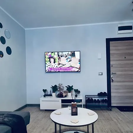 Sensation Alezzi Pool&spa Apartment Navodari