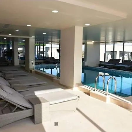 Sensation Alezzi Pool&spa *