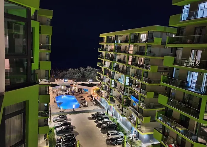 Sensation Alezzi Pool&spa Lägenhet